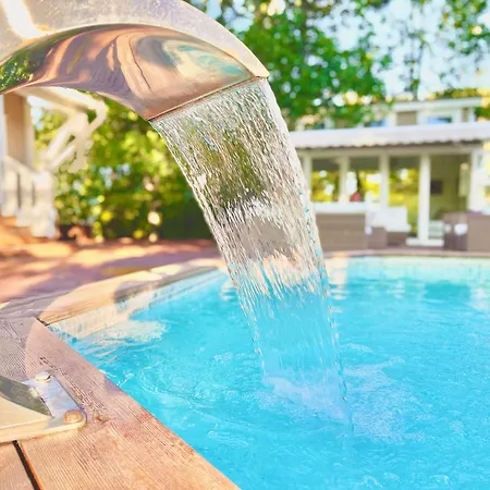 Nummela Resort Βίλα